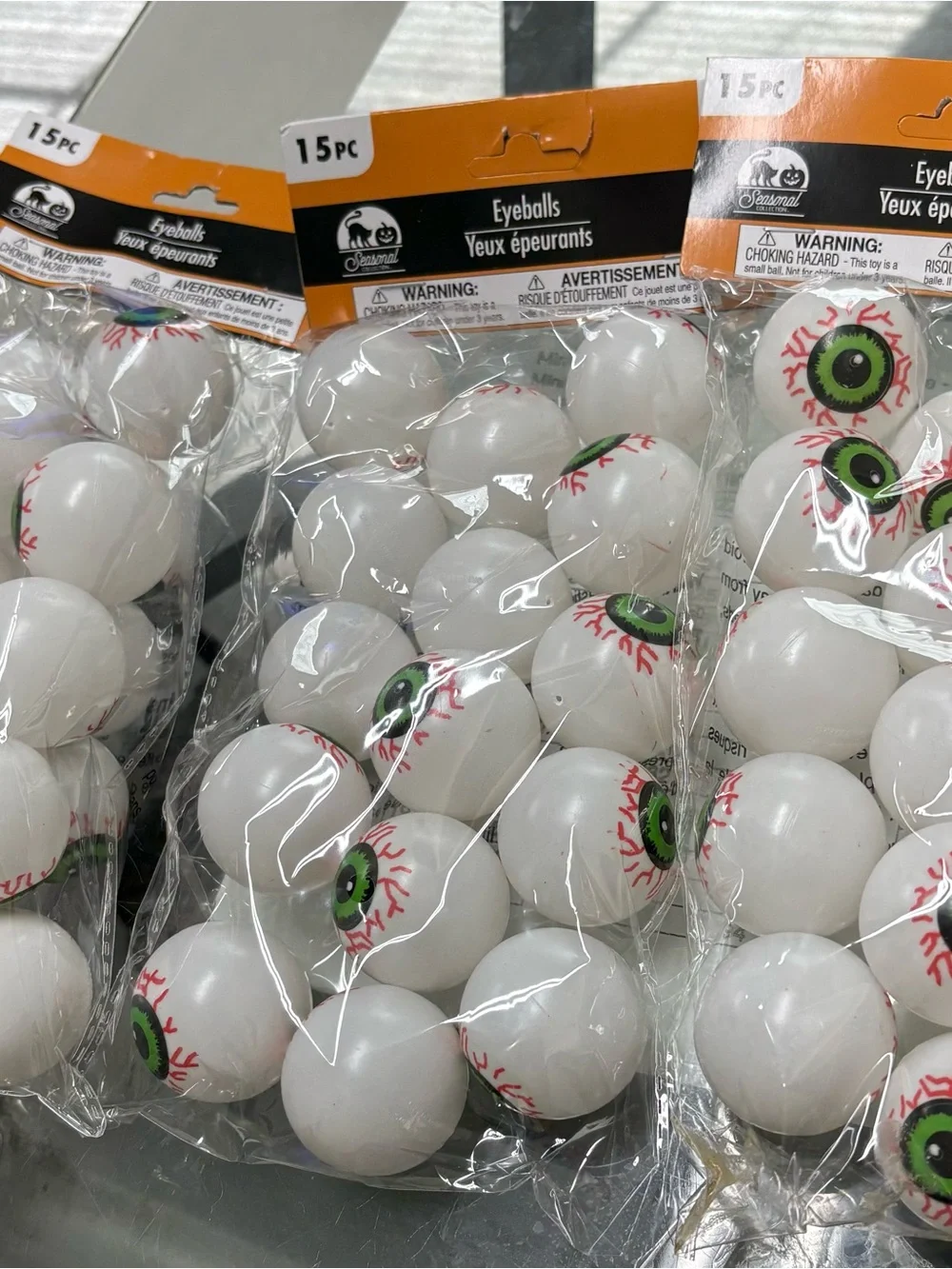Novelty Green Eyeball Party Balls - 15 Pack by (unbranded)